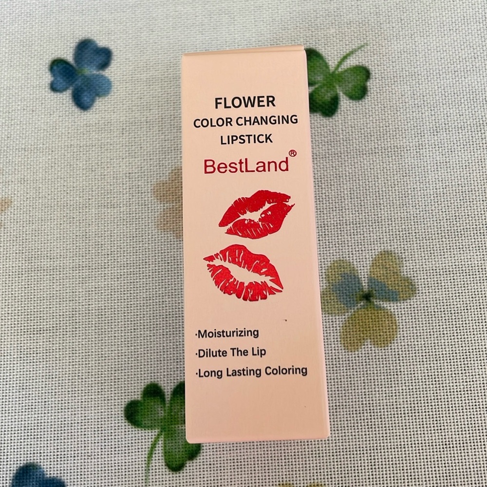 Best Land FLOWER Color Changing Lipstick new in box 💄 👄